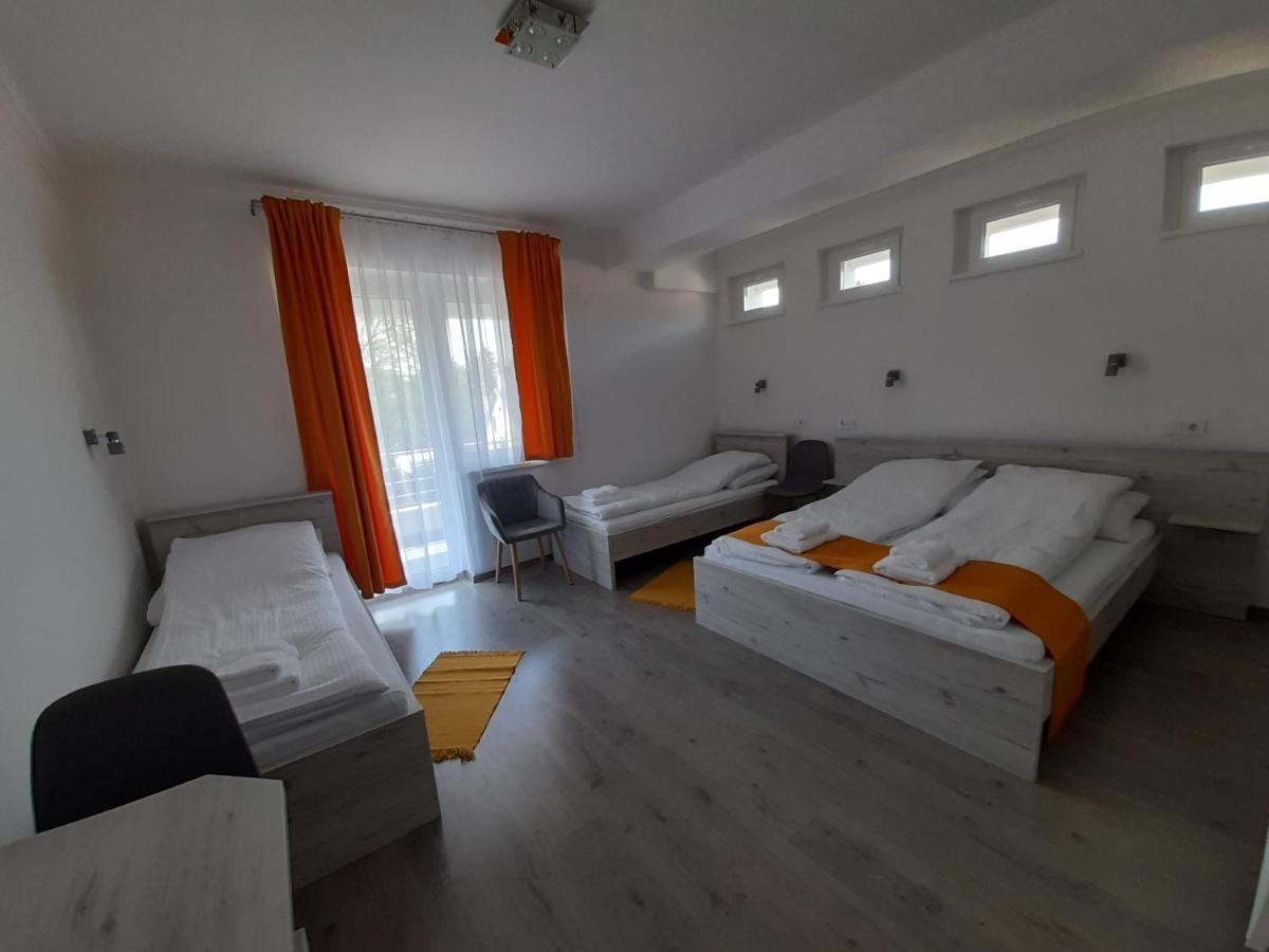 Orion Panzio Bed & Breakfast Hajduszoboszlo Bagian luar foto