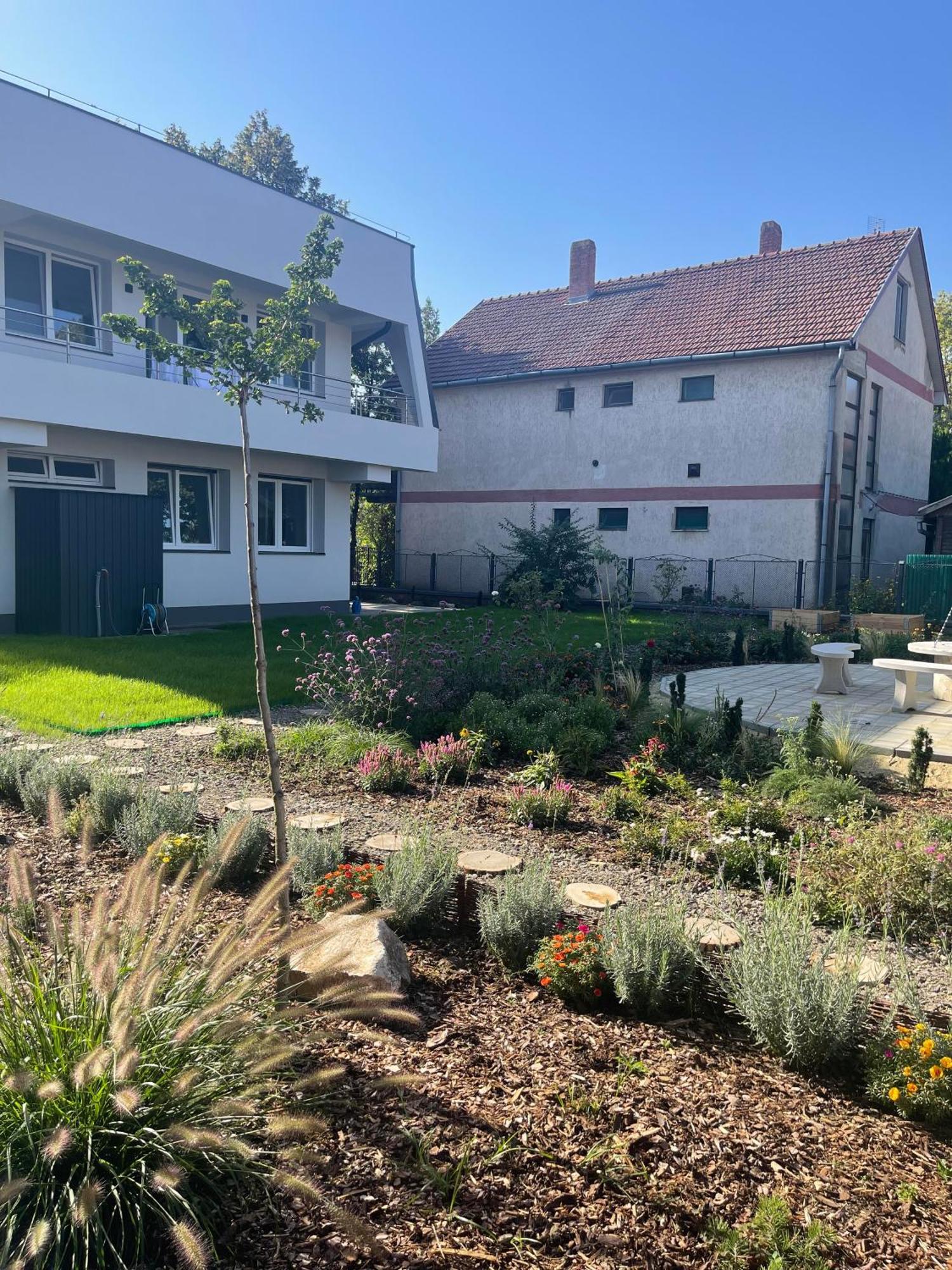 Orion Panzio Bed & Breakfast Hajduszoboszlo Bagian luar foto