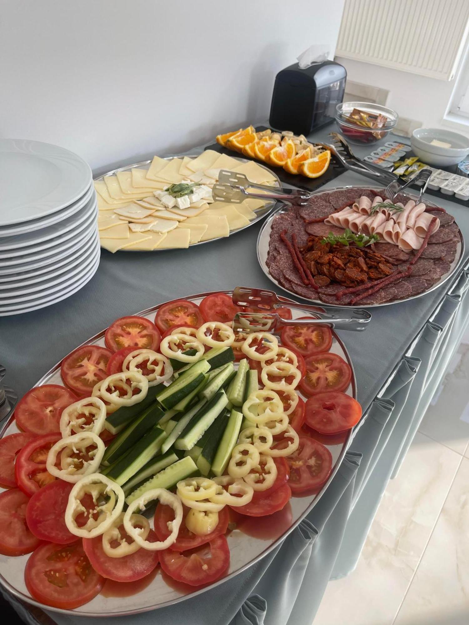 Orion Panzio Bed & Breakfast Hajduszoboszlo Bagian luar foto